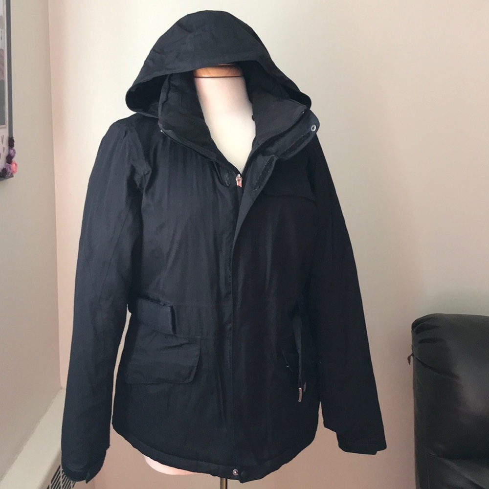 North Face black women’s size L.